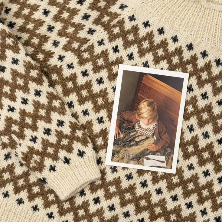 Isager Yarn Kits Little Inge Sweater kit pull alpaga