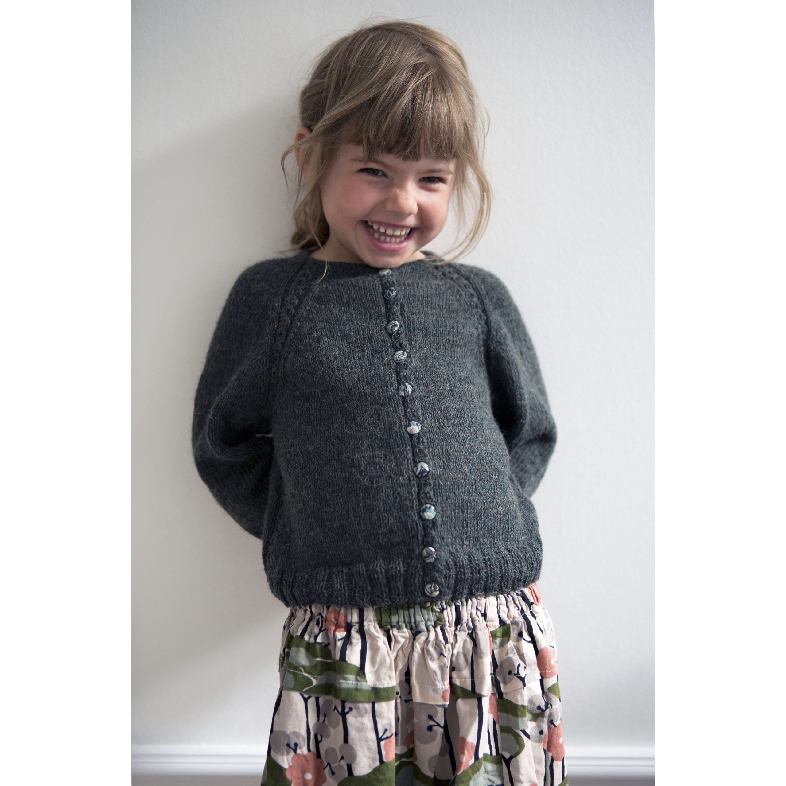 Isager Yarn Kits Ingrid’s Cardigan kit tricot cardigan