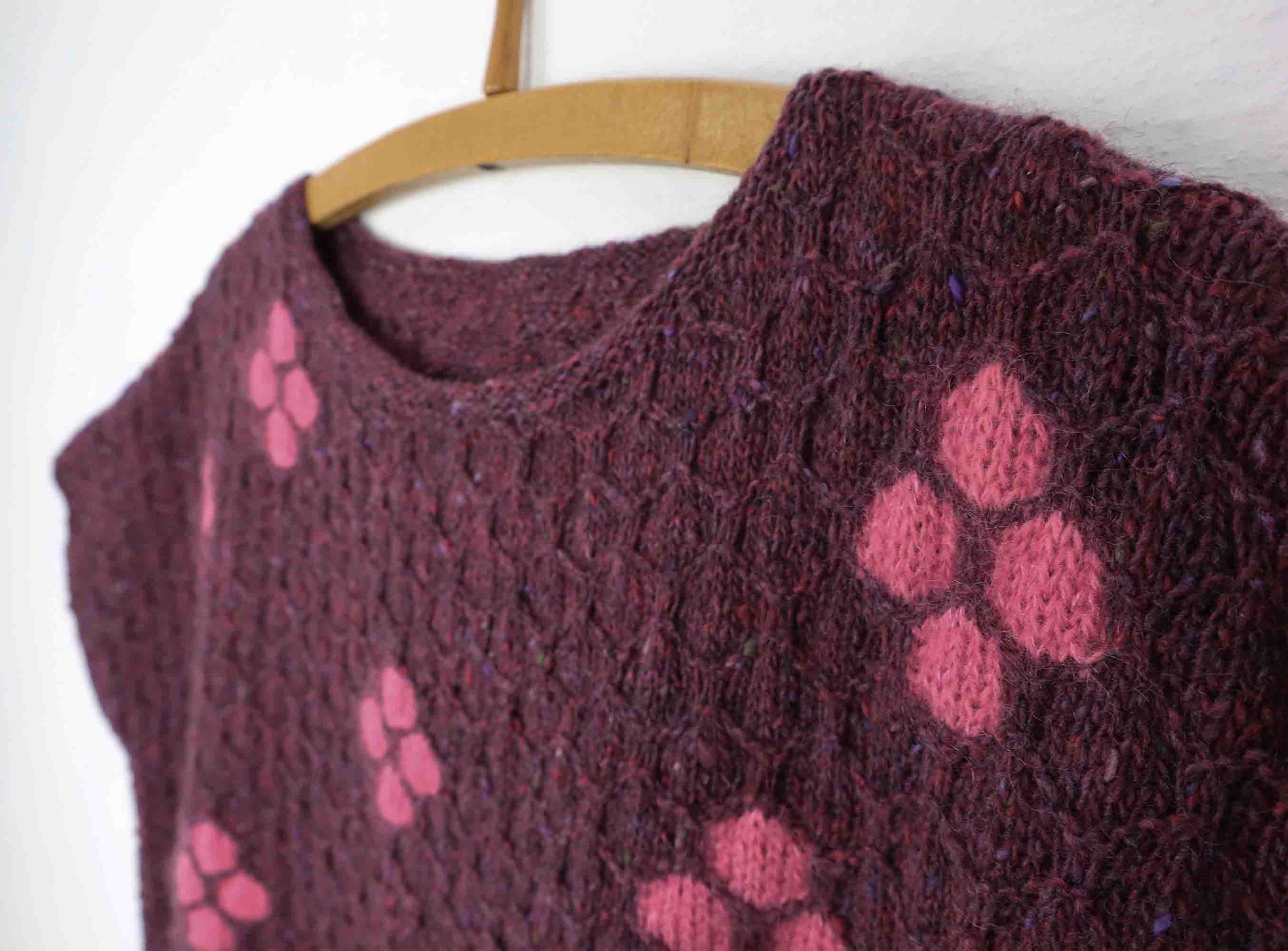 Isager Flowers kit tricot pull fleurs laine