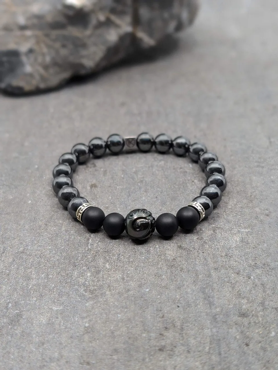 IKOBA Bracelets Hématite Agate Perle Tahiti bracelet gravé 8mm