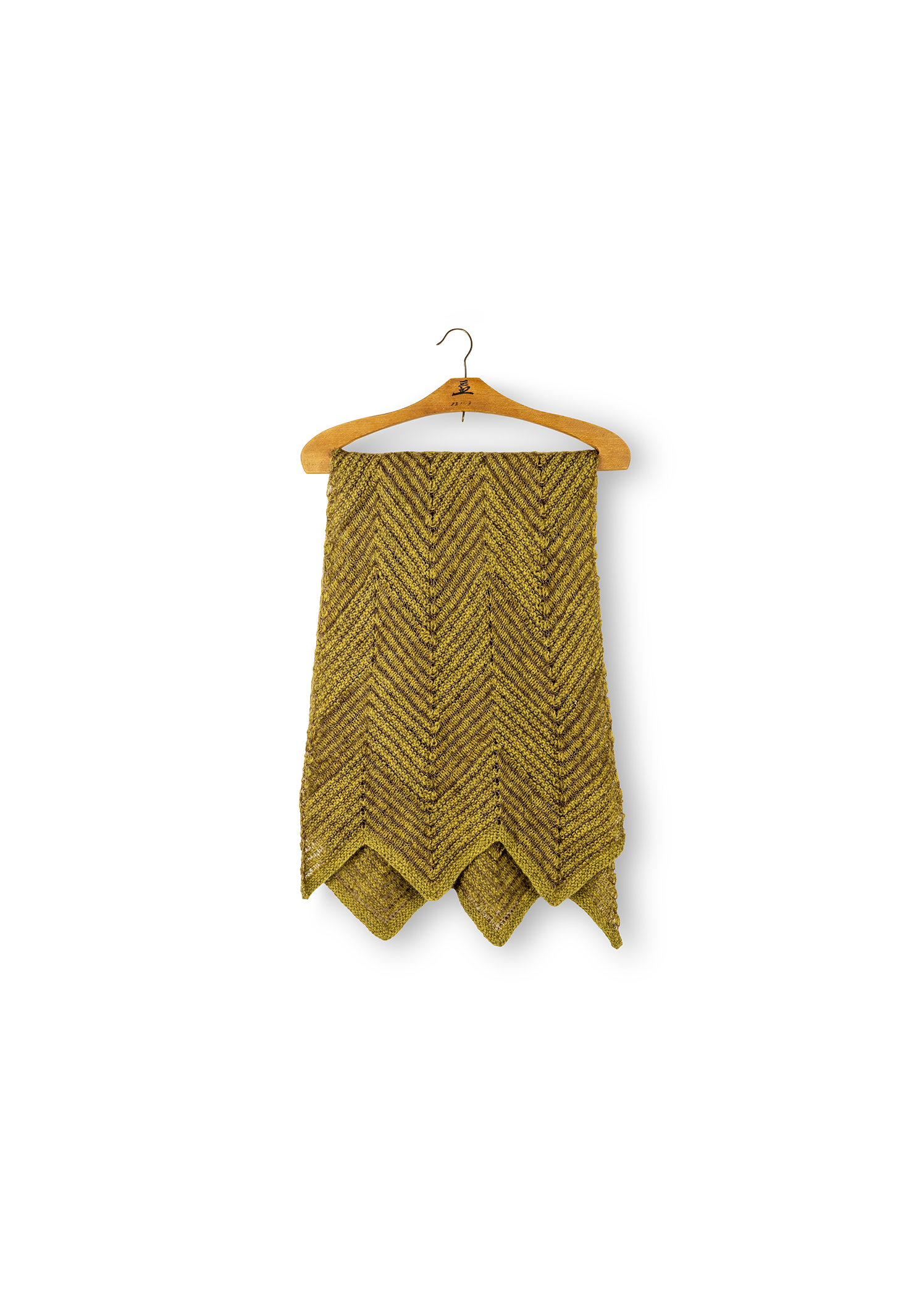 Isager Patterns Thyra patron tricot pull femme