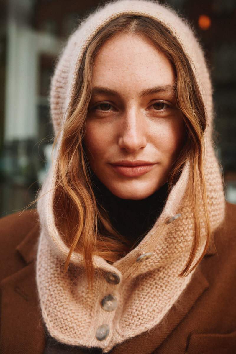 Isager Yarn Kits Andrea Hood kit cagoule laine