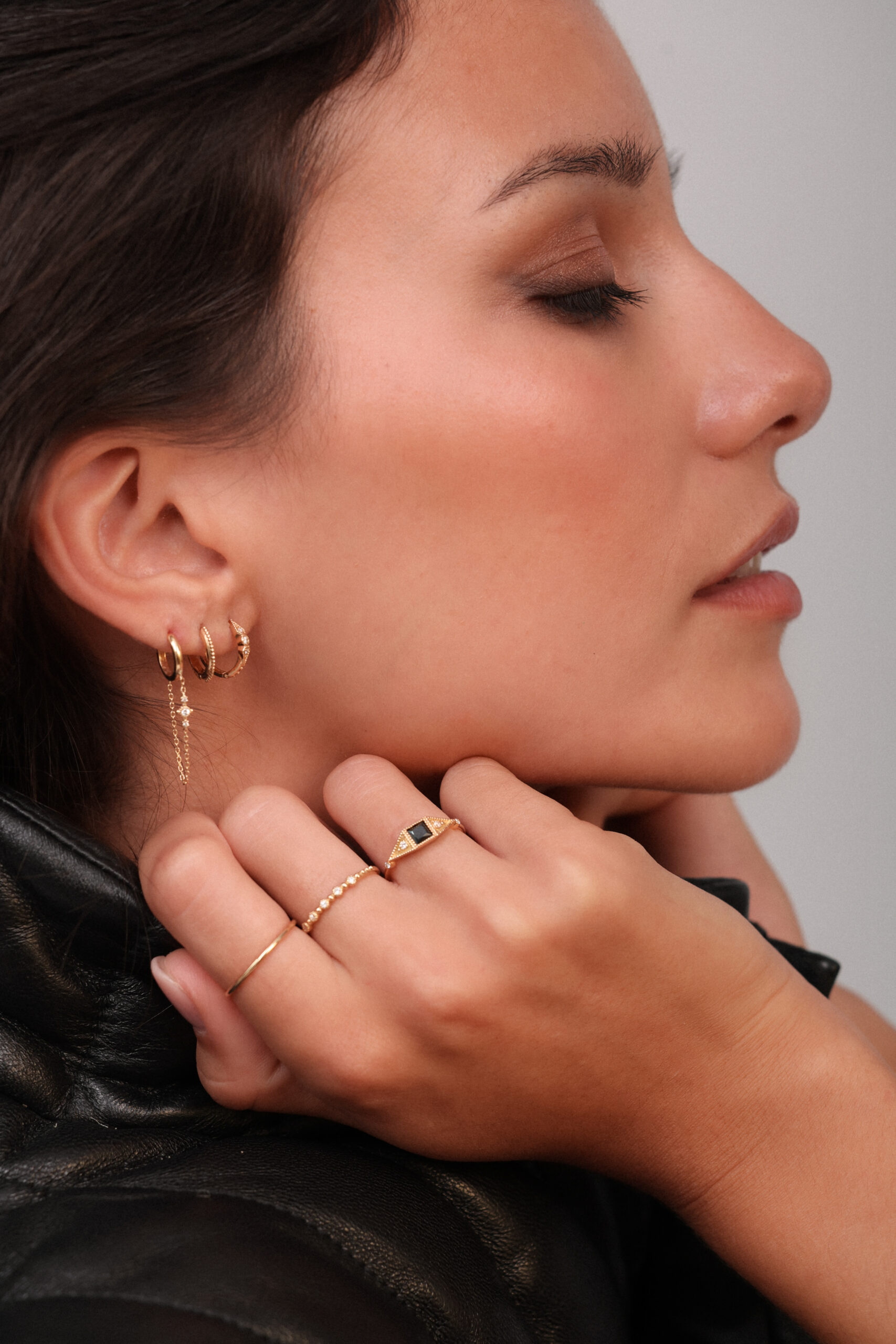 Angèle Brousse Susie créole chaîne or jaune turquoises diamants