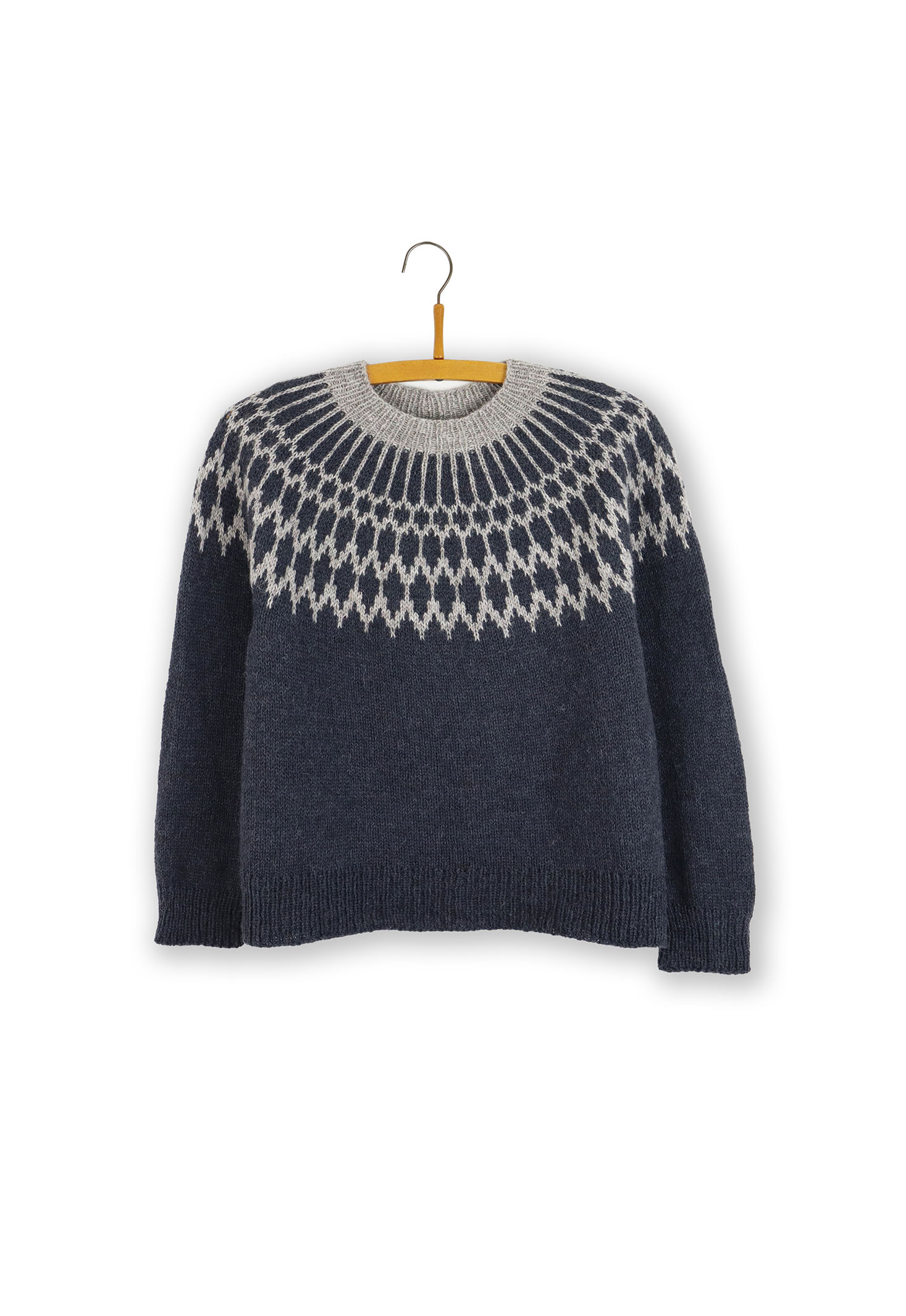 Isager Agnes jumper kit tricot pull 88 euros laine
