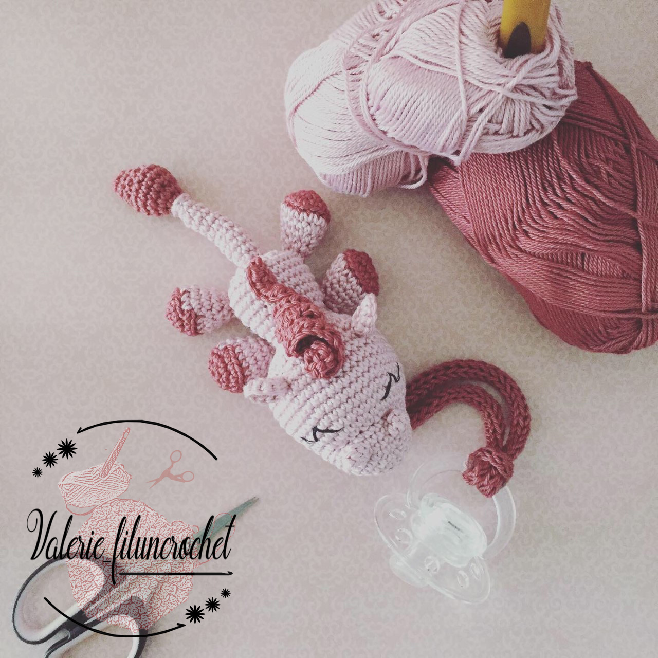 Valerie Fil un Crochet Doudou Dragon patron crochet PDF bébé
