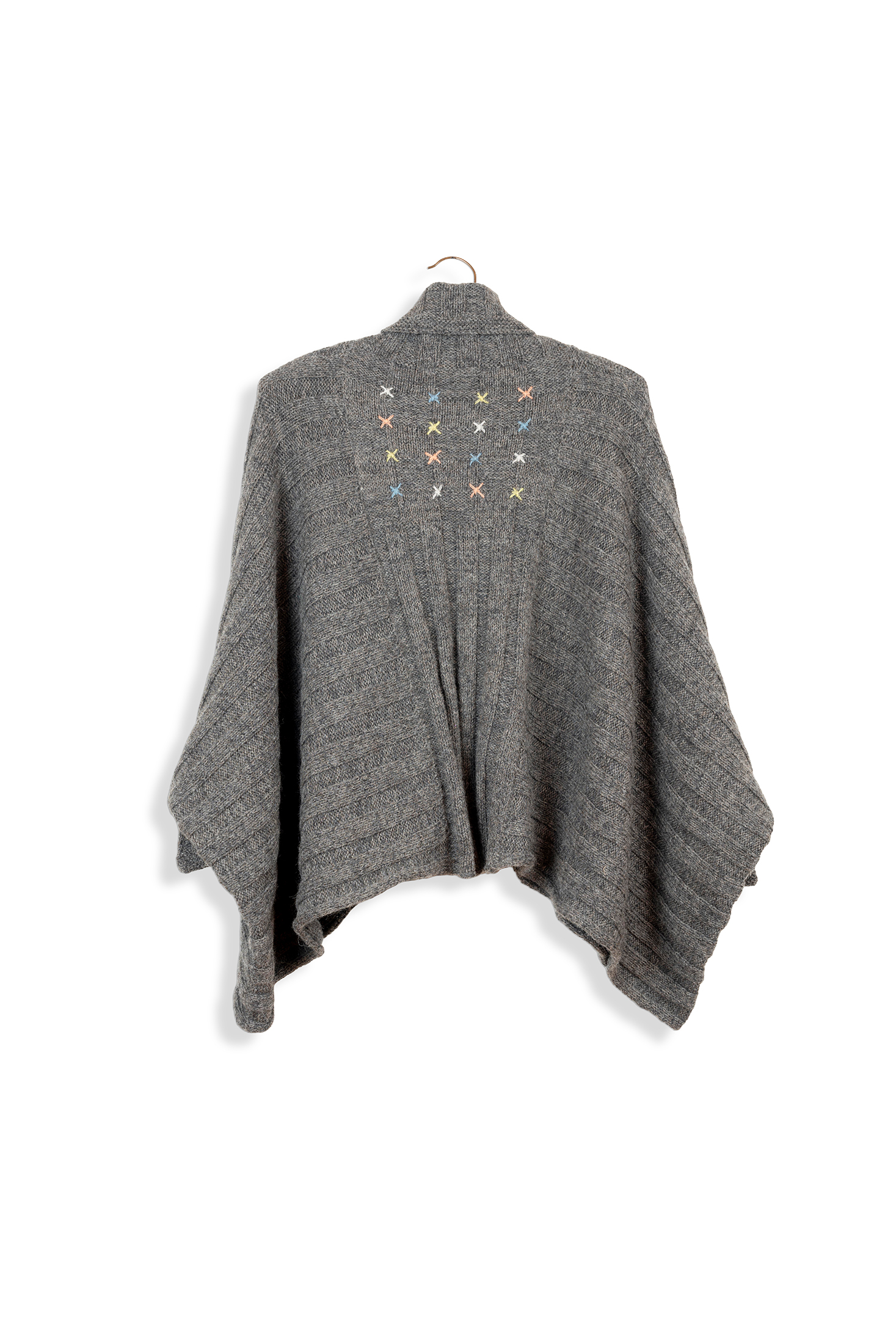 Isager Poncho Broderi kit poncho broderie