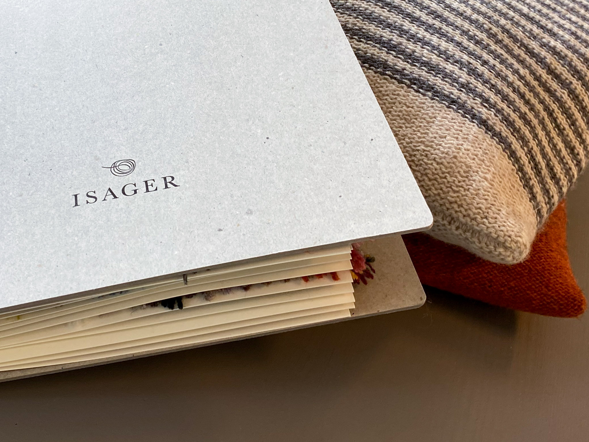 Isager Complete Shade Card nuancier laine