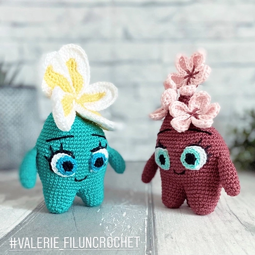 Valerie Fil Un Crochet Les Tutoriels Lumini Tiare patron crochet PDF fleur