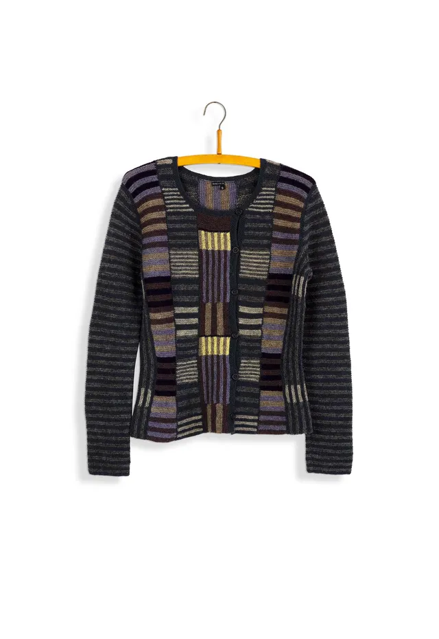 Isager First One Way patron tricot pull modèle