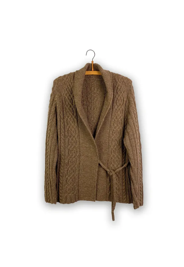 Isager Yarn Kits Doctor Zhivago Tonya kit pull
