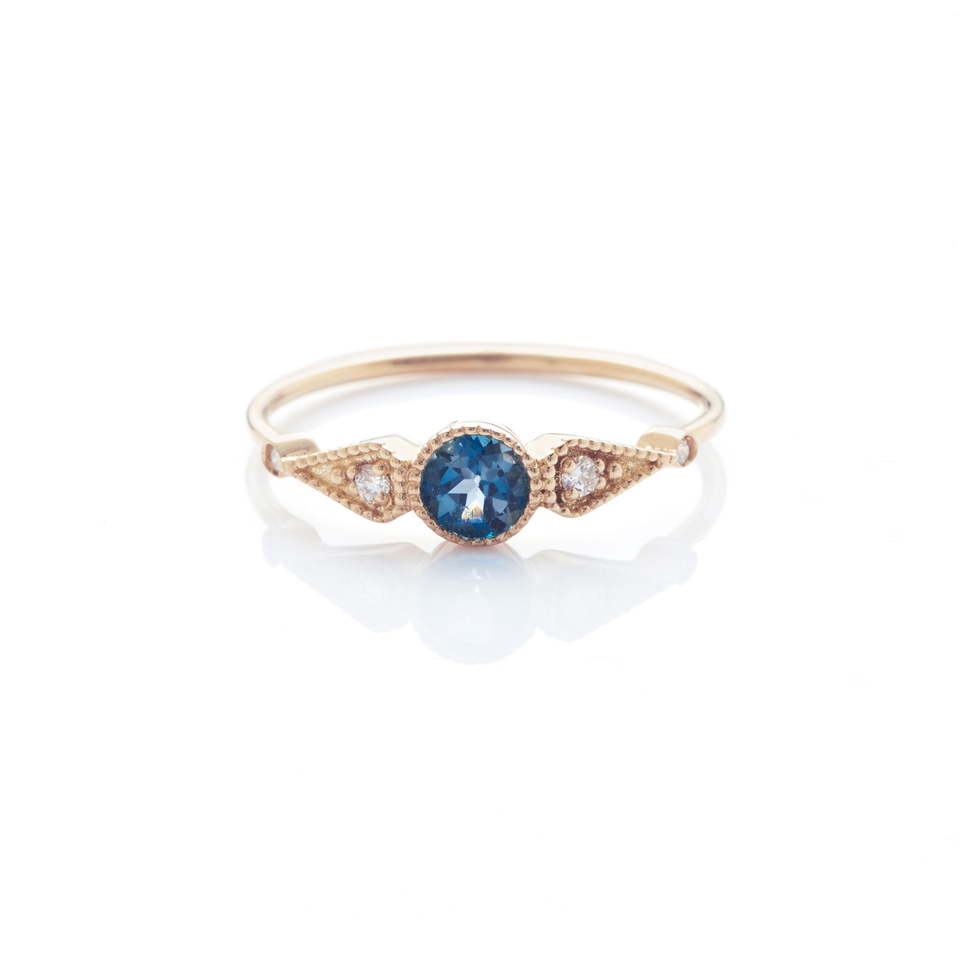 Angèle Brousse Stella Round topaze bleue bague or jaune 18 ct 4mm