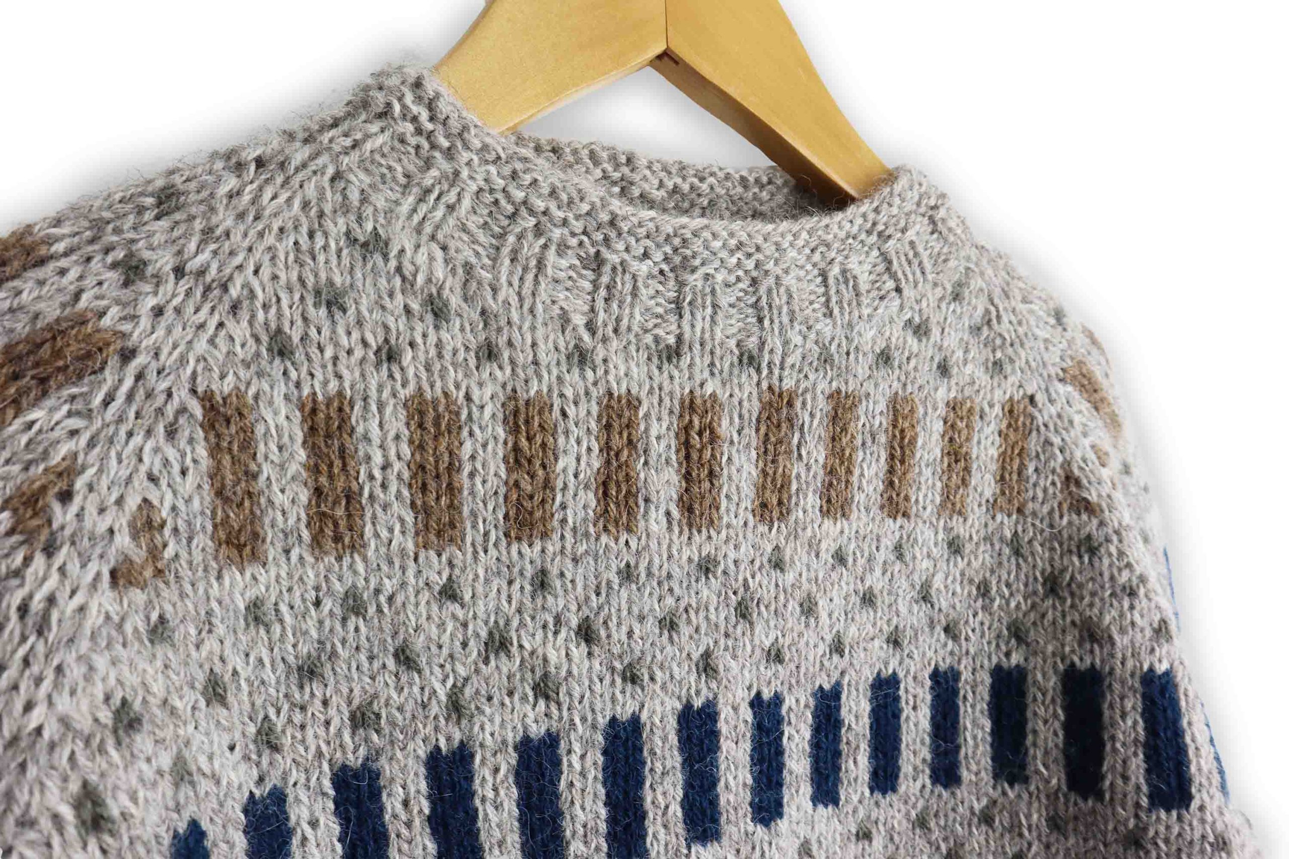 Isager Yarn Kits Skagen sweater for kids kit pull enfant