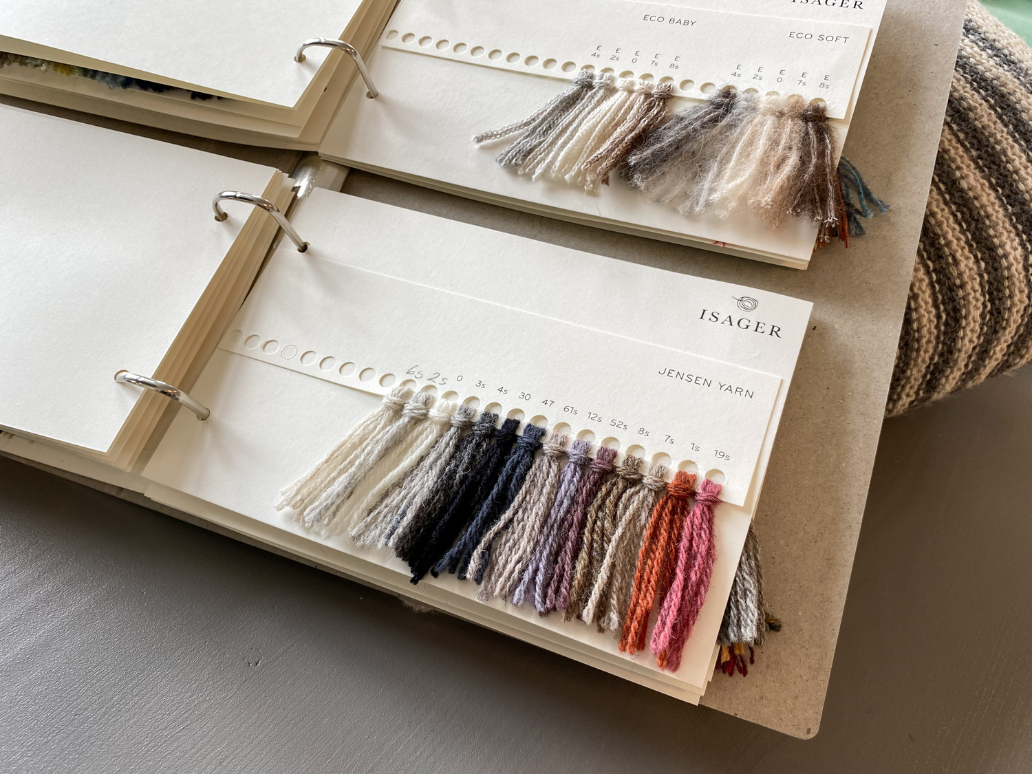Isager Accessories classeur vide rangement patrons tricot