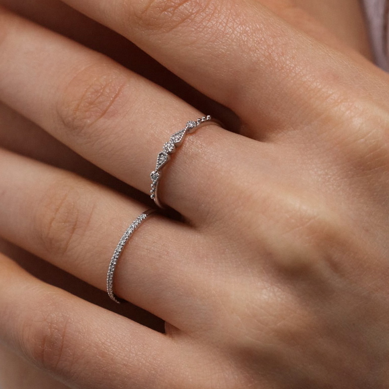 Angèle Brousse Stella bague 5 diamants or blanc 14 carats