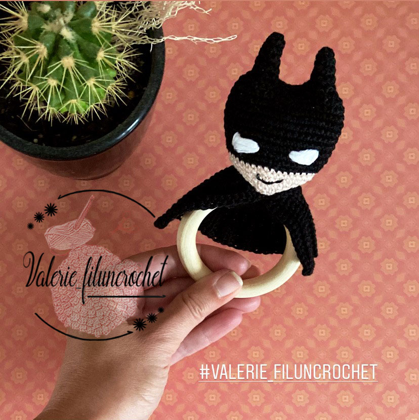 Valerie Les Tutoriels Batman anneau de dentition tuto crochet