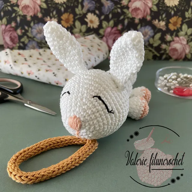 Joséphine la lapine patron crochet amigurumi PDF lapin
