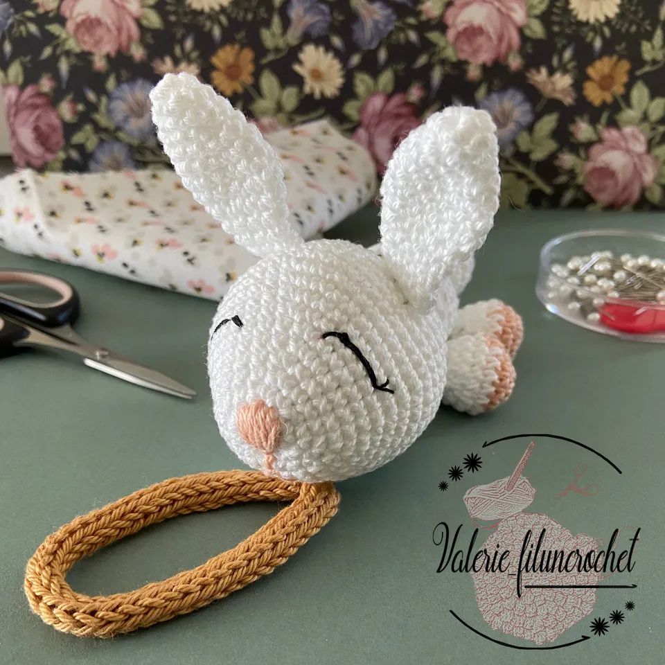 Joséphine la lapine patron crochet amigurumi PDF lapin