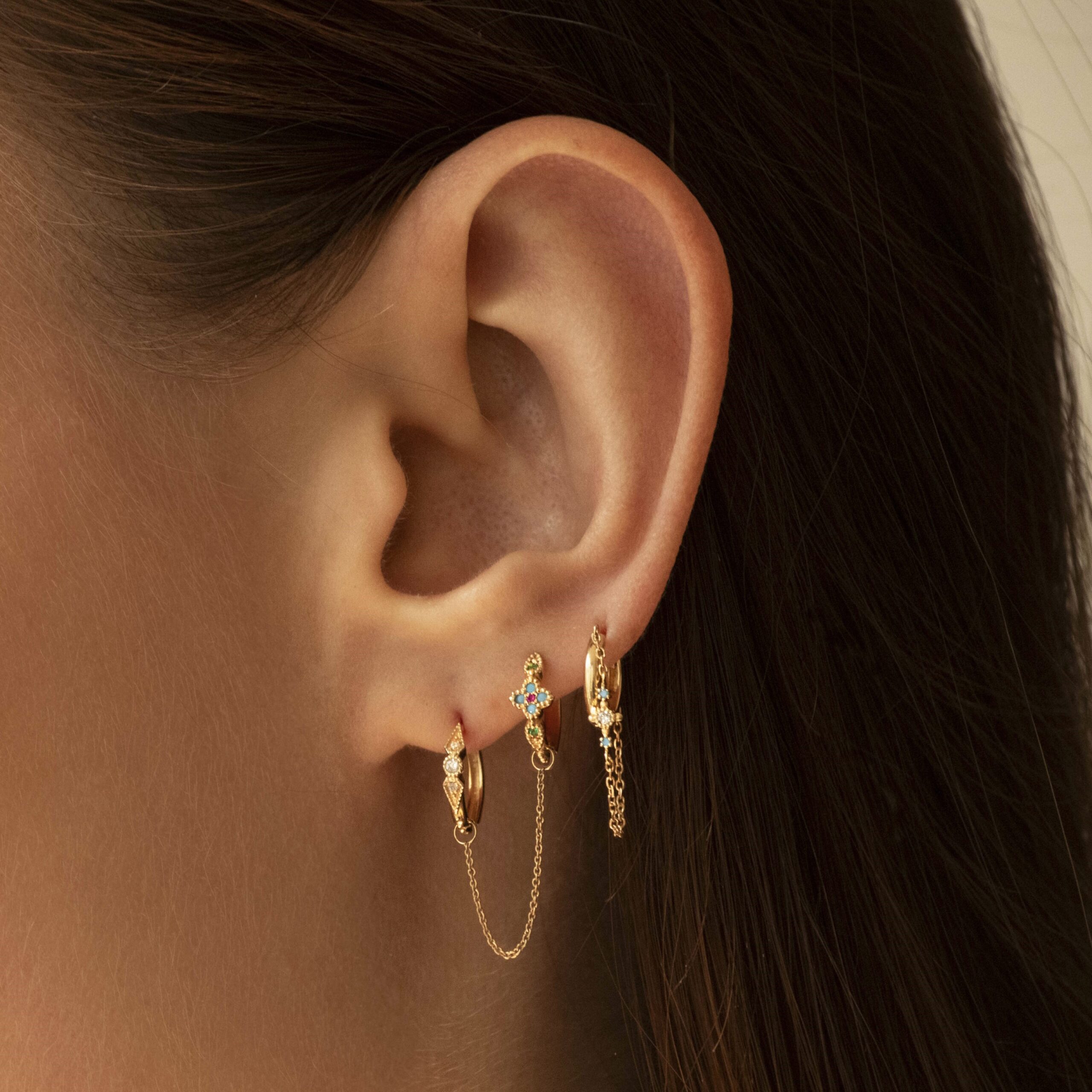 Angèle Brousse Eternity chaîne boucle d'oreille or jaune 5 cm