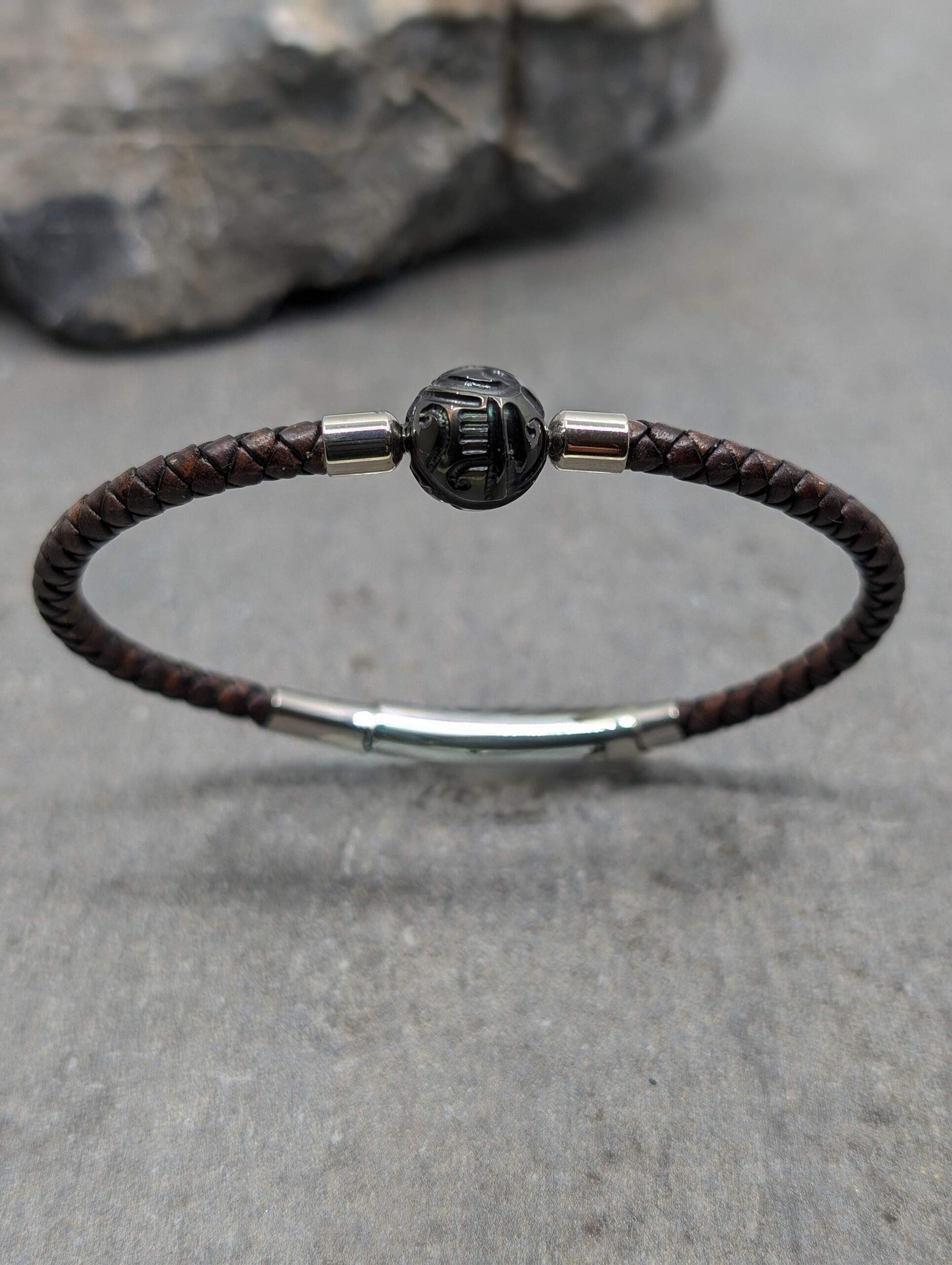 IKOBA Bracelets bracelet cuir perle Tahiti gravée