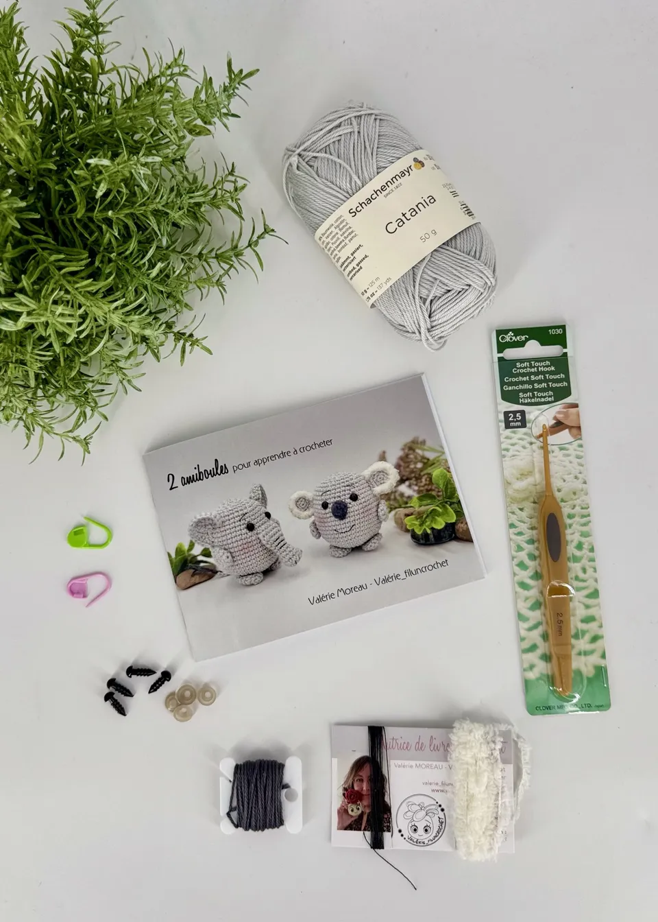 Valerie Les Kits Crochets 2 Amiboules kit crochet avec crochet