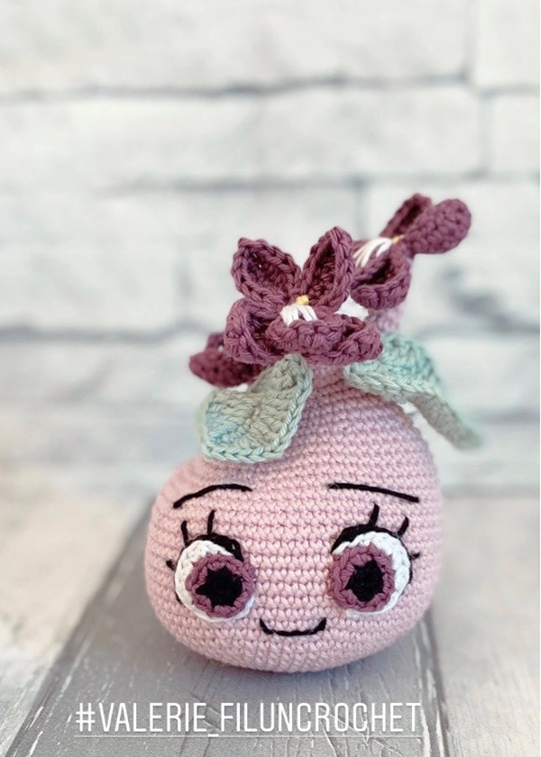 Valerie Fil Un Crochet Lumi tutoriel crochet violette