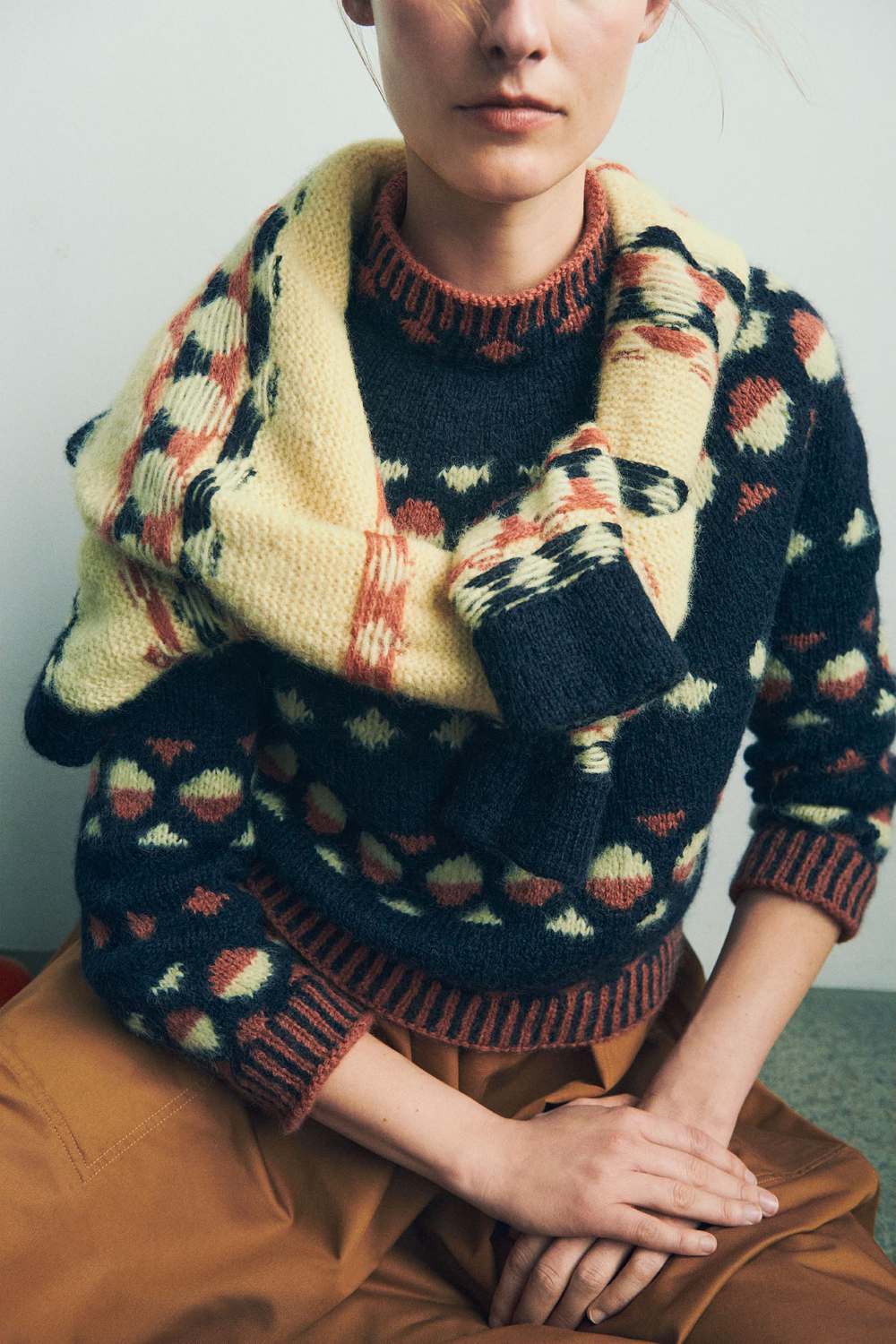 Isager Gunta Sweater Isager Soft kit tricot pull