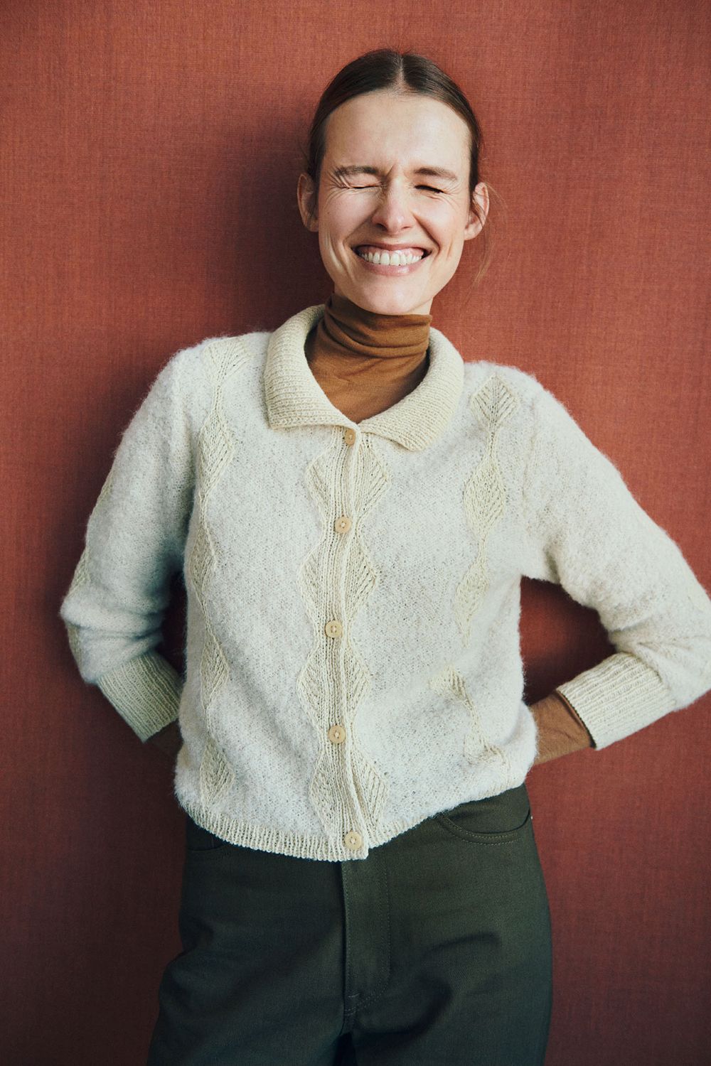 Isager Otti Cardigan kit tricot gilet version claire