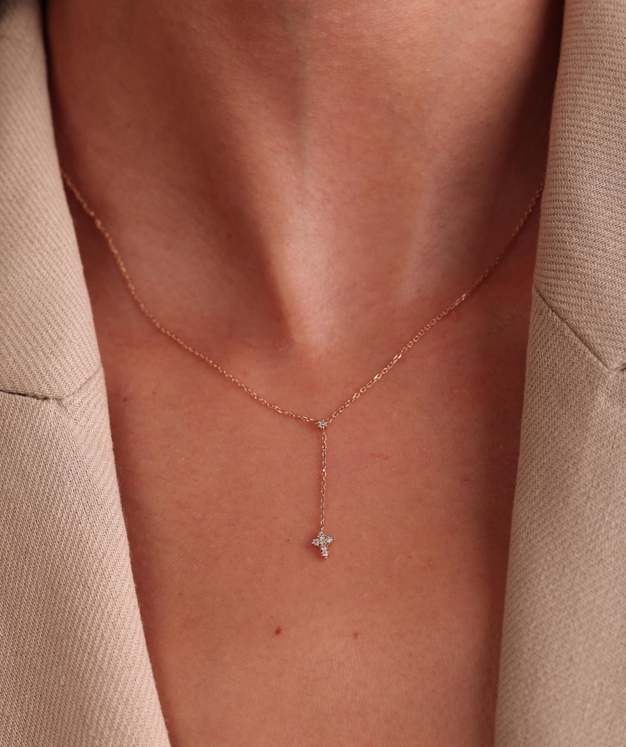 Angèle Brousse Eternity croix collier or jaune 18 carats diamants
