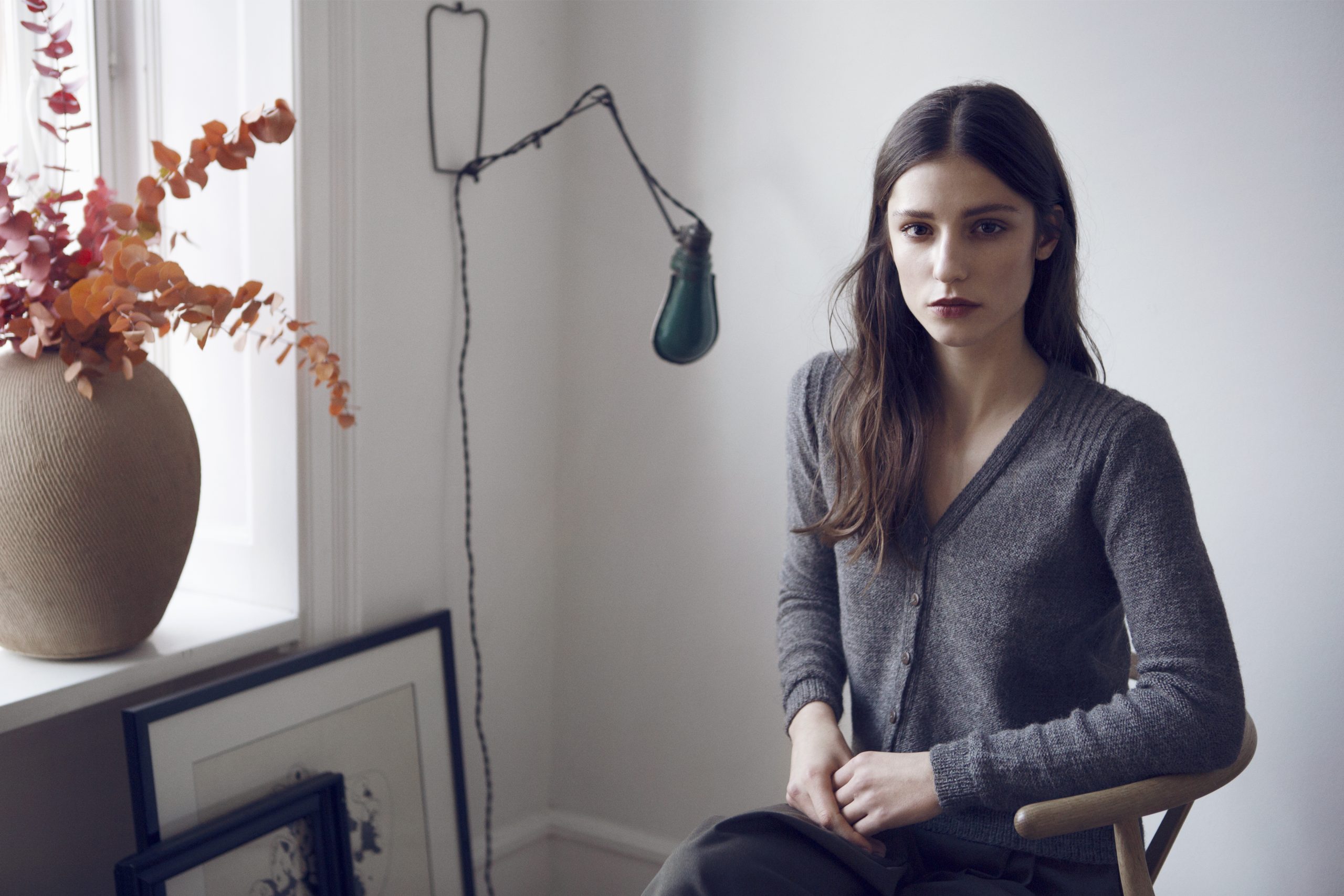 Isager Ebony kit tricot pull en laine
