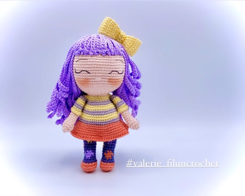 Lila signe avec bébé tutoriel crochet bébé