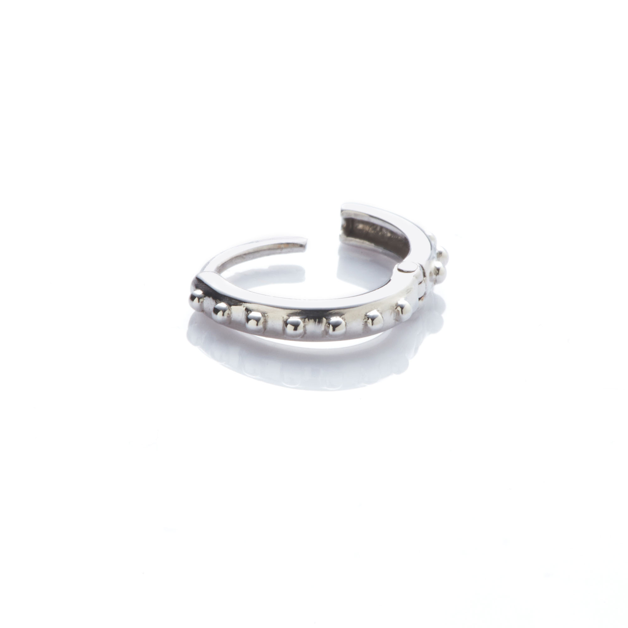 Angèle Brousse Stella mini créoles or jaune 18 carats perlée