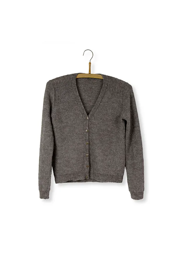 Isager Ebony kit tricot pull en laine