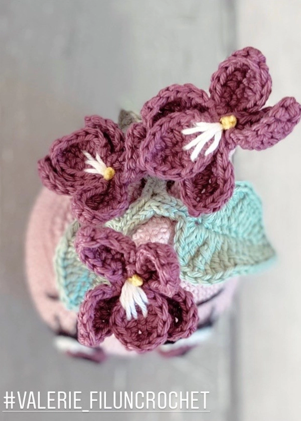Valerie Fil Un Crochet Lumi tutoriel crochet violette