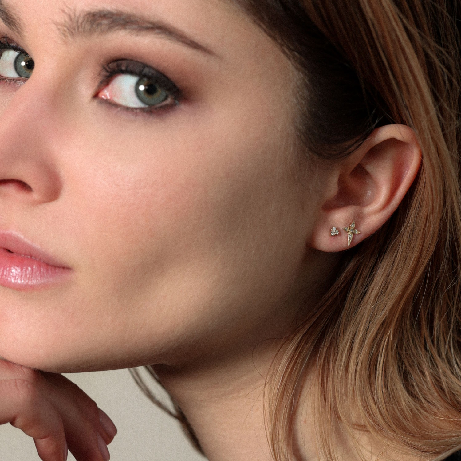 Angèle Brousse Eternity piercing or 3 diamants