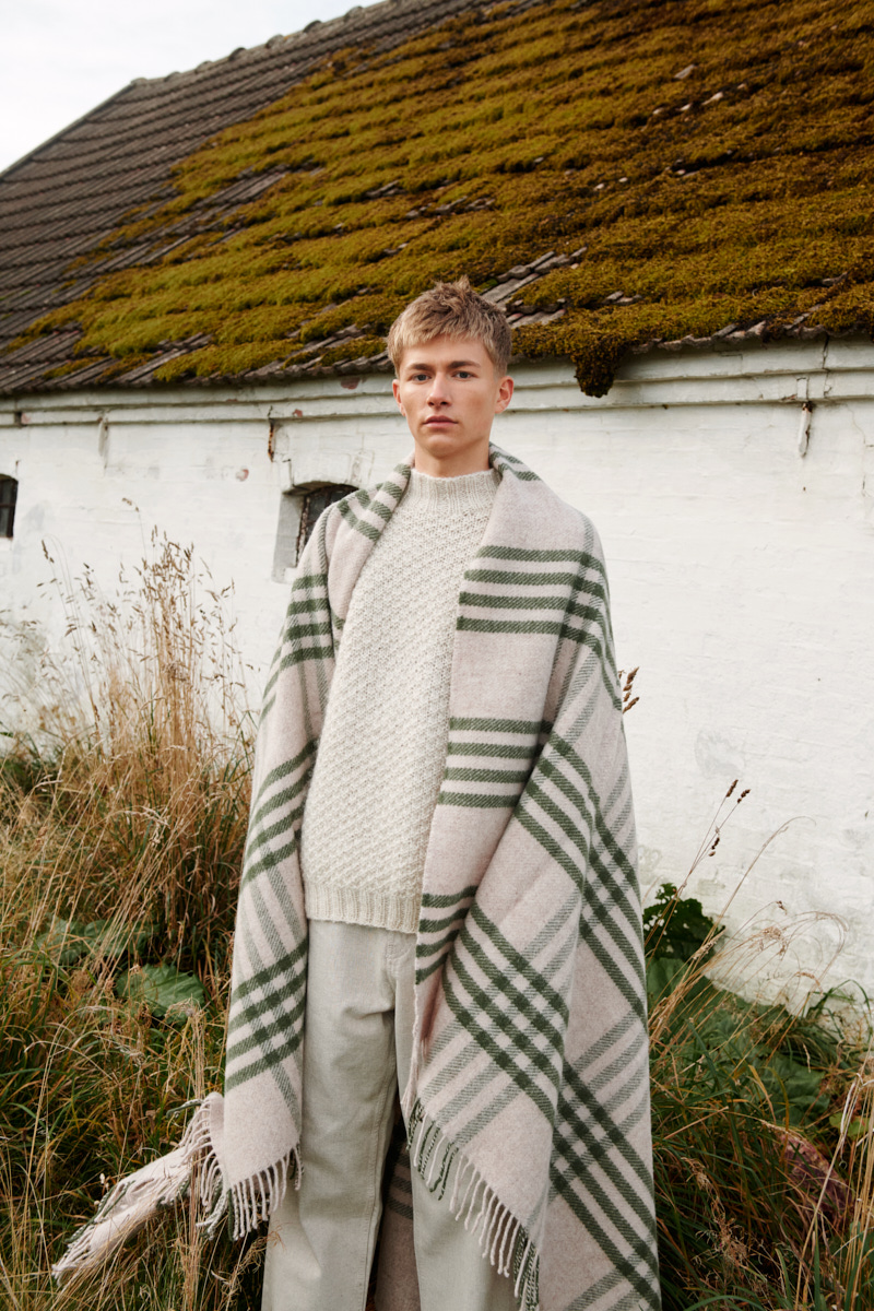 Isager Hvidsten kit pull Tversted mohair alpaga