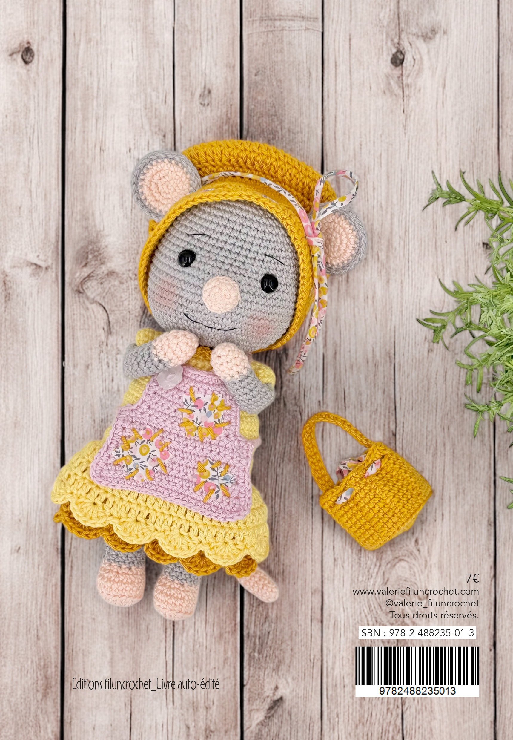Valerie Fil Un Crochet Kit Marie kit crochet souris amigurumi